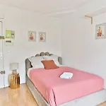Petit Studio Paris Voltaire Nation