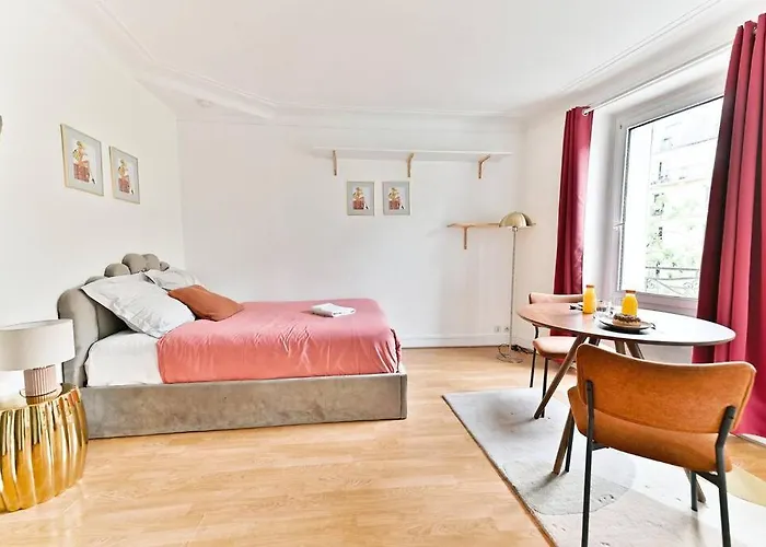 Petit Studio Paris Voltaire Nation